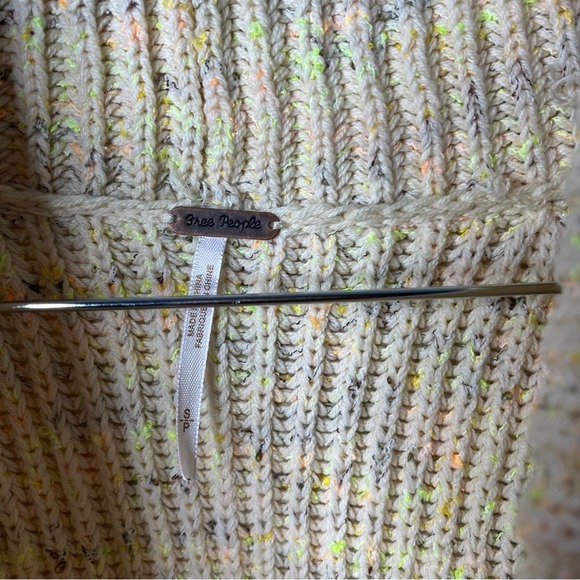 Free People Speckled Chunky Rib Turtleneck Mock Oversized Sweater Womens Size S - Picture 6 of 7